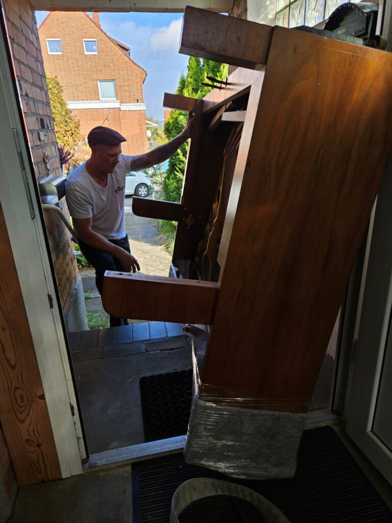klaviertransporte-hannover-klaviertransporte-norddeutschland-piano-movers